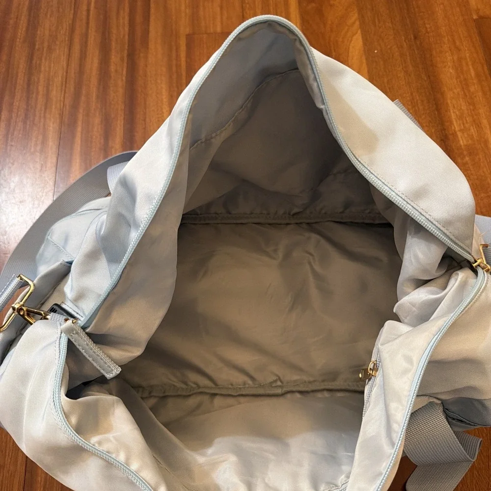 ETRONIK Large Pale Blue Nylon Gym Bag with Removable Strap